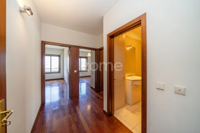 Apartamento T4 para Arrendamento em São Vitor (Braga)