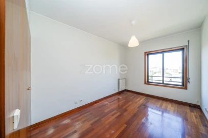 Apartamento T4 para Arrendamento em São Vitor (Braga)