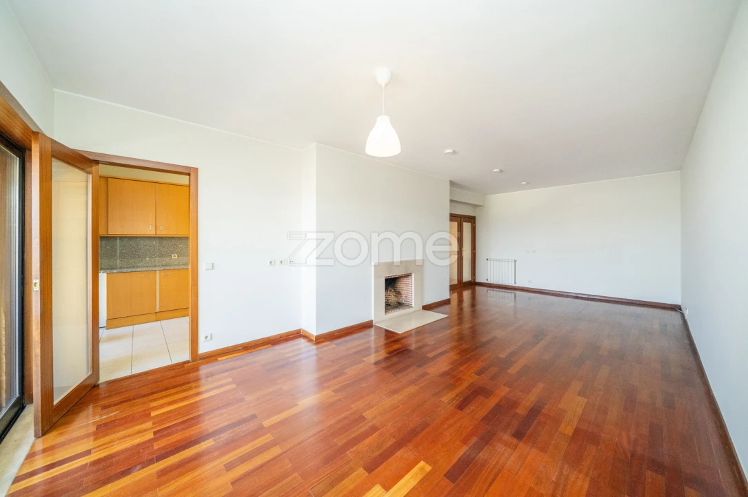 Apartamento T4 para Arrendamento em São Vitor (Braga) Foto 6
