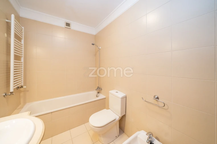 Apartamento T4 para Arrendamento em São Vitor (Braga) Foto 35