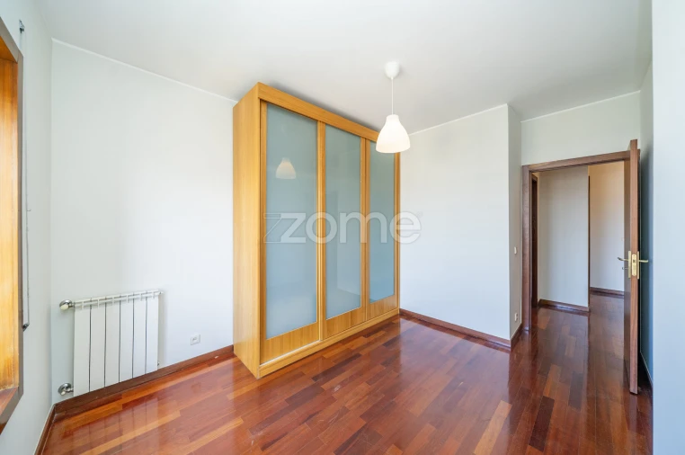 Apartamento T4 para Arrendamento em São Vitor (Braga) Foto 36