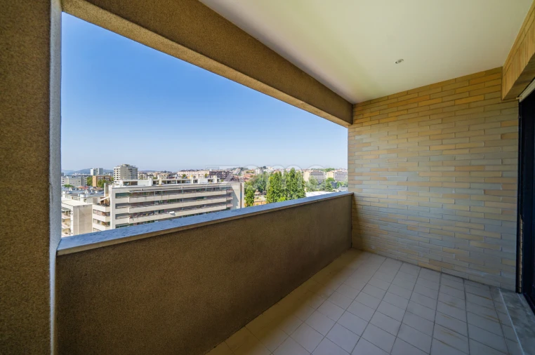 Apartamento T4 para Arrendamento em São Vitor (Braga) Foto 7