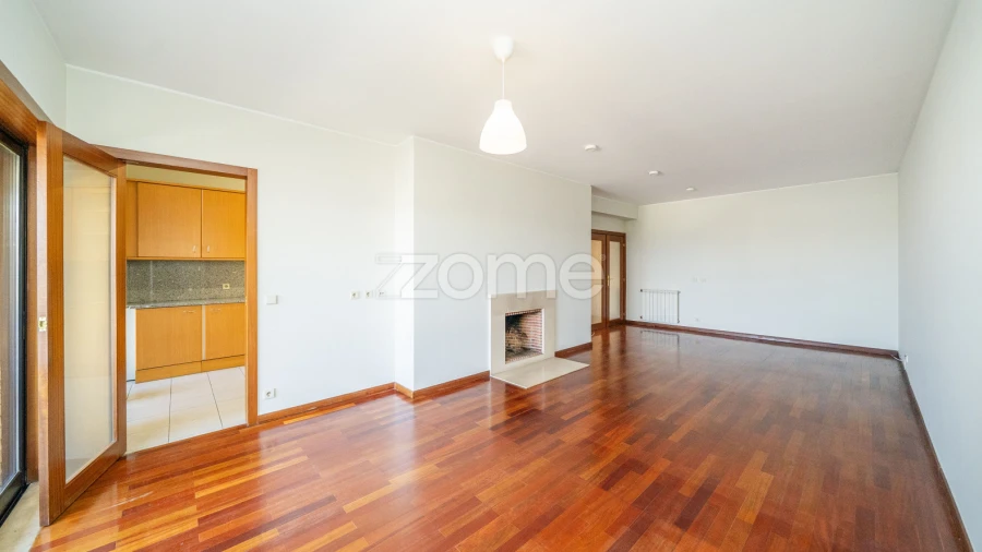 Apartamento T4 para Arrendamento em São Vitor (Braga)