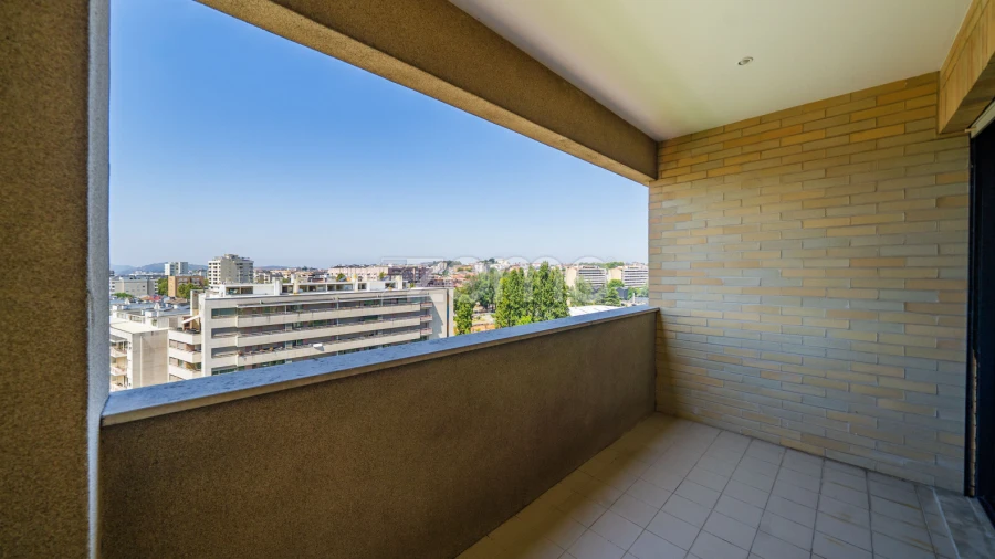 Apartamento T4 para Arrendamento em São Vitor (Braga)