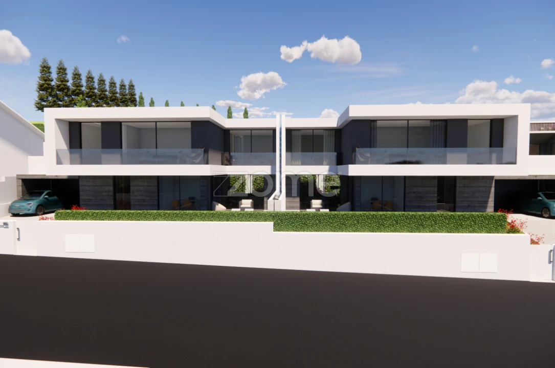 Moradia T4 para Venda em Vilar de Andorinho Foto 14