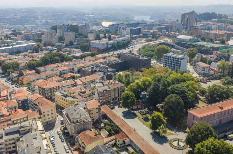 Apartamento T3 para Venda em Paranhos Foto 26