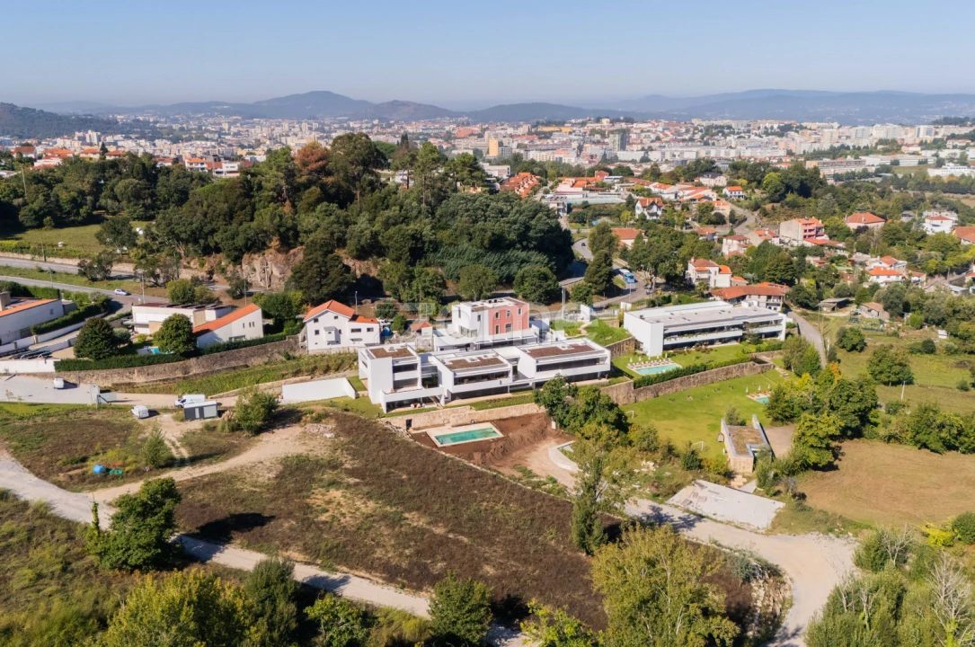 Apartamento T2 para Venda em Nogueiró e Tenões Foto 27