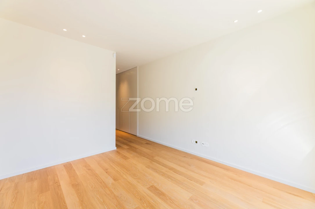 Apartamento T2 para Venda em Nogueiró e Tenões Foto 13
