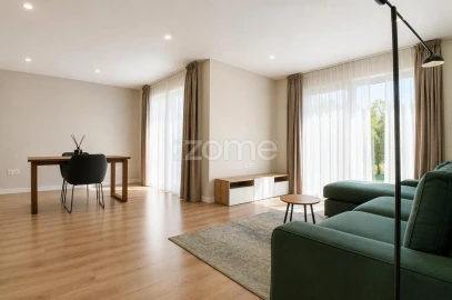 Apartamento T2 para Arrendamento em São Domingos de Rana