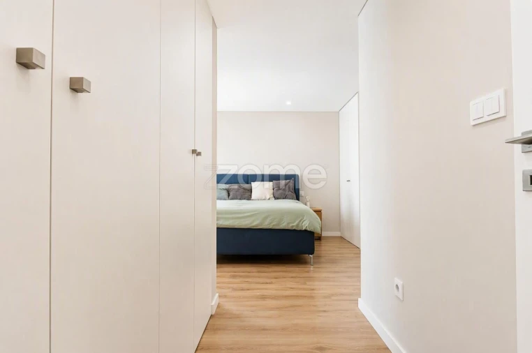 Apartamento T2 para Arrendamento em São Domingos de Rana Foto 10