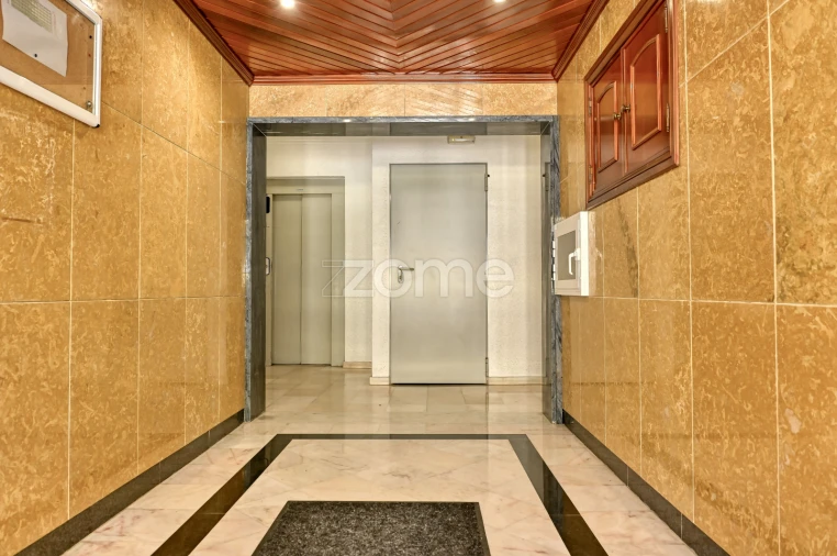 Apartamento T2 para Arrendamento em Rio de Mouro Foto 2
