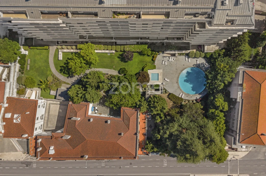 Apartamento T3 para Arrendamento em Lumiar Foto 32