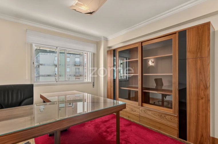 Apartamento T3 para Arrendamento em Lumiar Foto 18