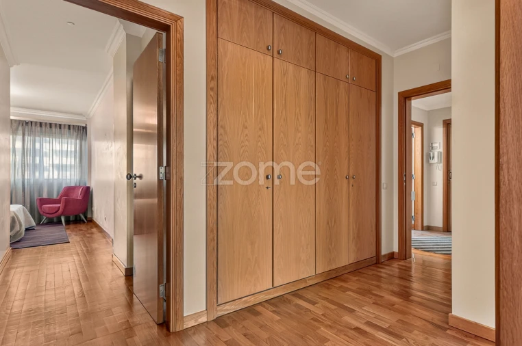 Apartamento T3 para Arrendamento em Lumiar Foto 22