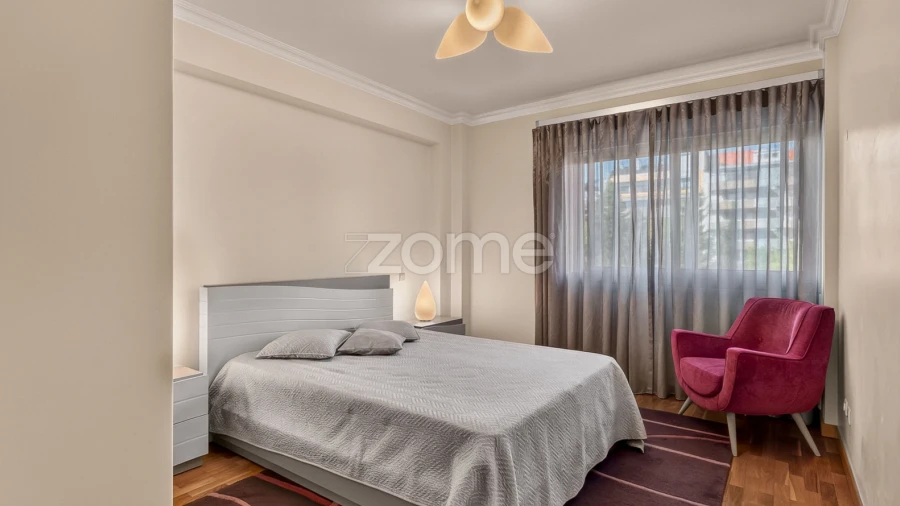 Apartamento T3 para Arrendamento em Lumiar