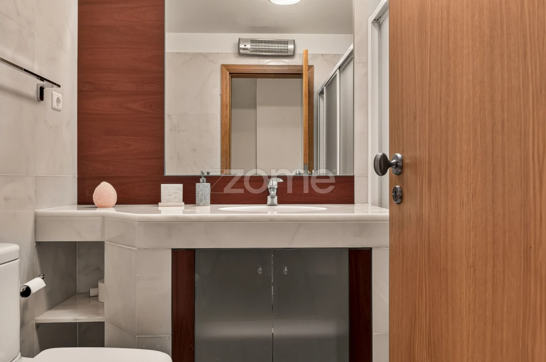 Apartamento T3 para Arrendamento em Lumiar Foto 25