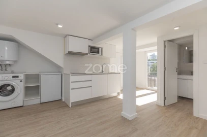 Apartamento T3 para Venda em São Martinho do Bispo e Ribeira de Frades