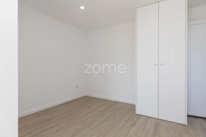 Apartamento T3 para Venda em São Martinho do Bispo e Ribeira de Frades