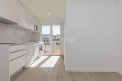 Apartamento T3 para Venda em São Martinho do Bispo e Ribeira de Frades