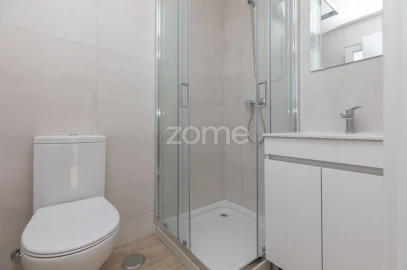 Apartamento T3 para Venda em São Martinho do Bispo e Ribeira de Frades