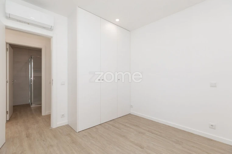 Apartamento T3 para Venda em São Martinho do Bispo e Ribeira de Frades Foto 7