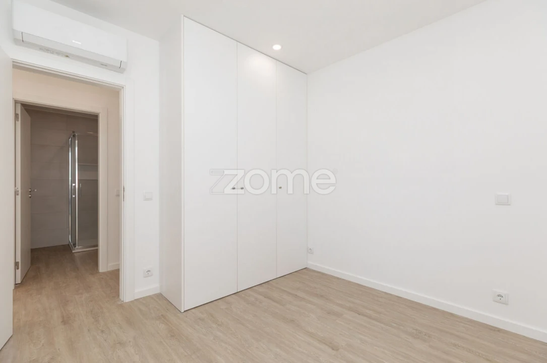 Apartamento T3 para Venda em São Martinho do Bispo e Ribeira de Frades Foto 7