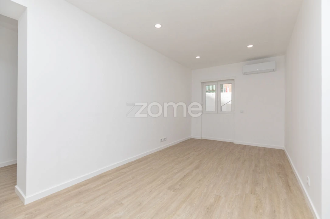 Apartamento T3 para Venda em São Martinho do Bispo e Ribeira de Frades Foto 28