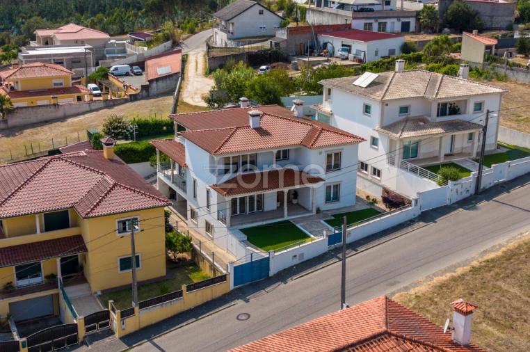 Moradia T4 para Venda em Milagres Foto 28