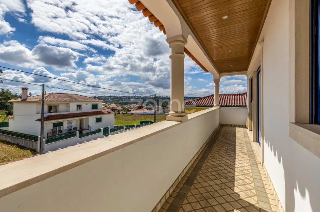 Moradia T4 para Venda em Milagres Foto 20