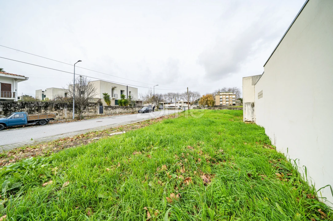 Terreno para Venda em Arcozelo Foto 21