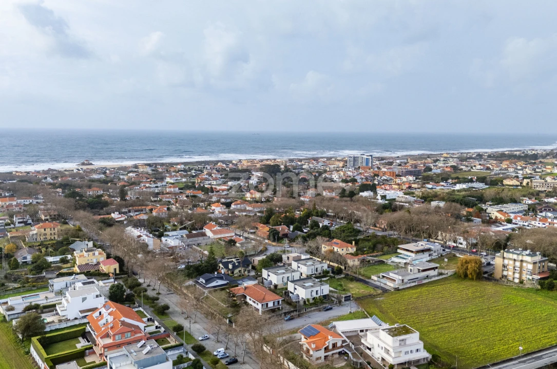 Terreno para Venda em Arcozelo Foto 25