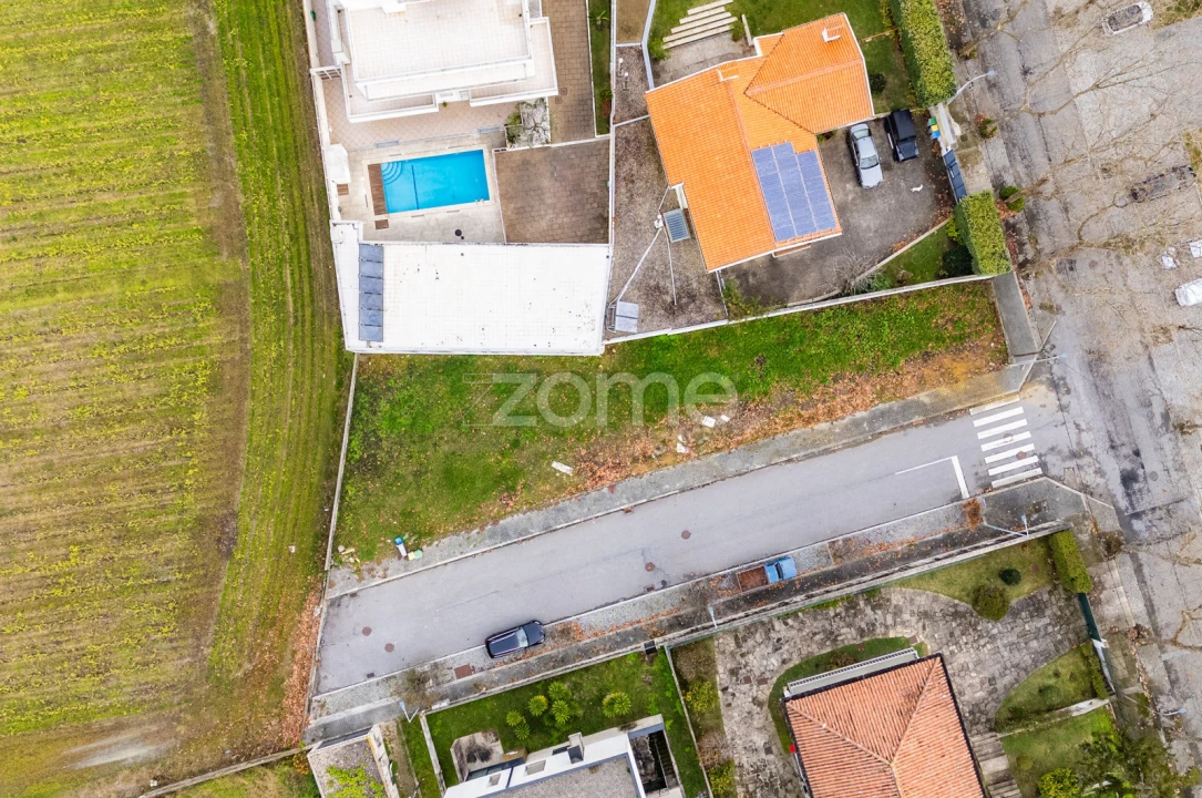 Terreno para Venda em Arcozelo Foto 27