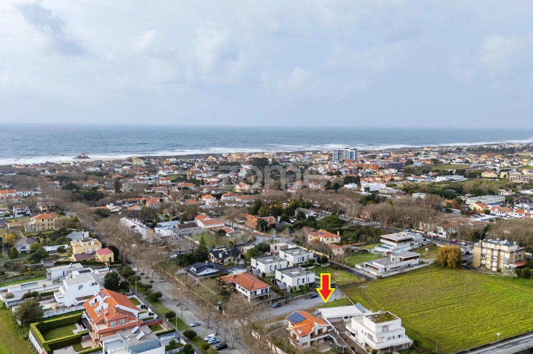 Terreno para Venda em Arcozelo Foto 28
