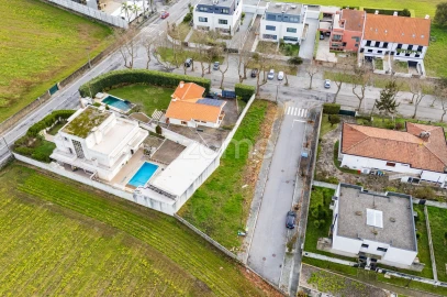 Terreno para Venda em Arcozelo