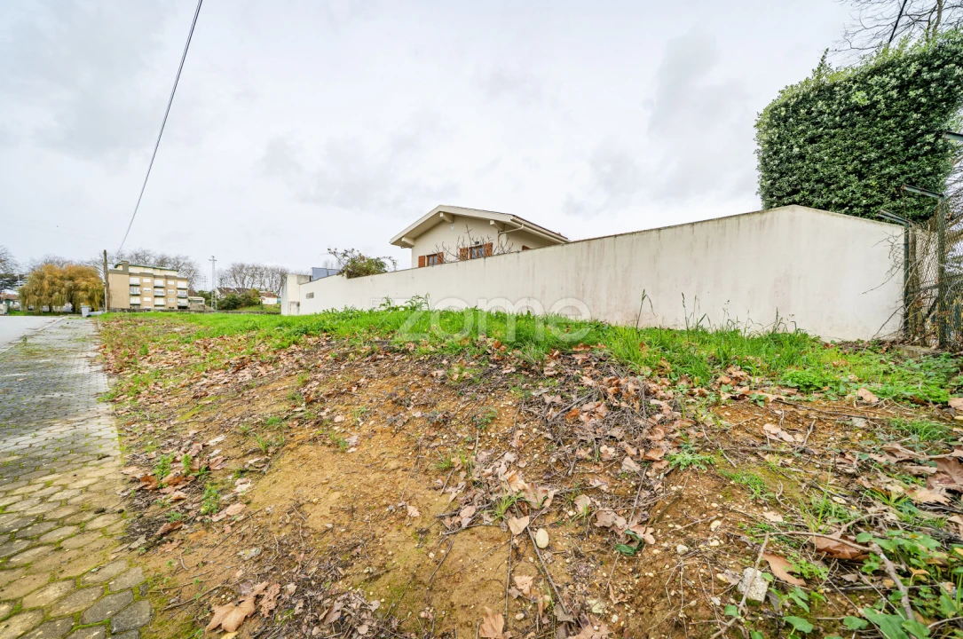 Terreno para Venda em Arcozelo Foto 11