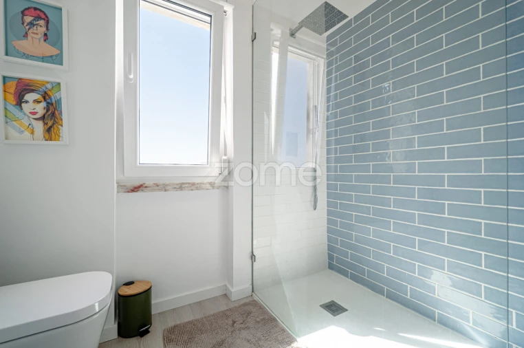 Apartamento T3 para Venda em Alfragide Foto 9