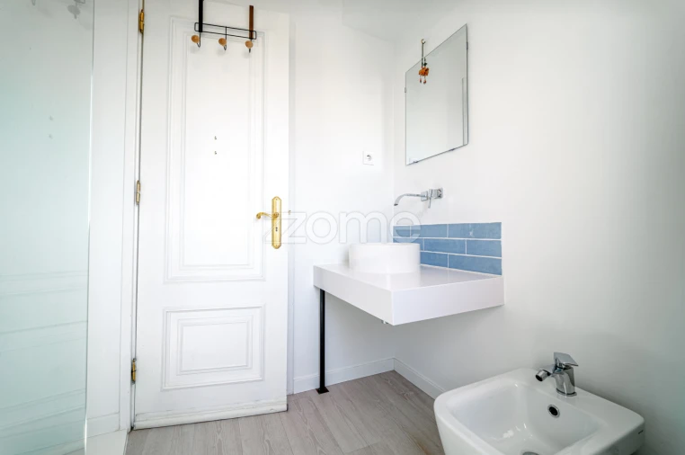 Apartamento T3 para Venda em Alfragide Foto 11