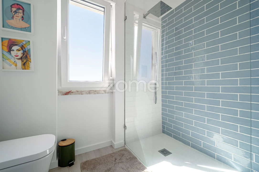 Apartamento T3 para Venda em Alfragide Foto 9