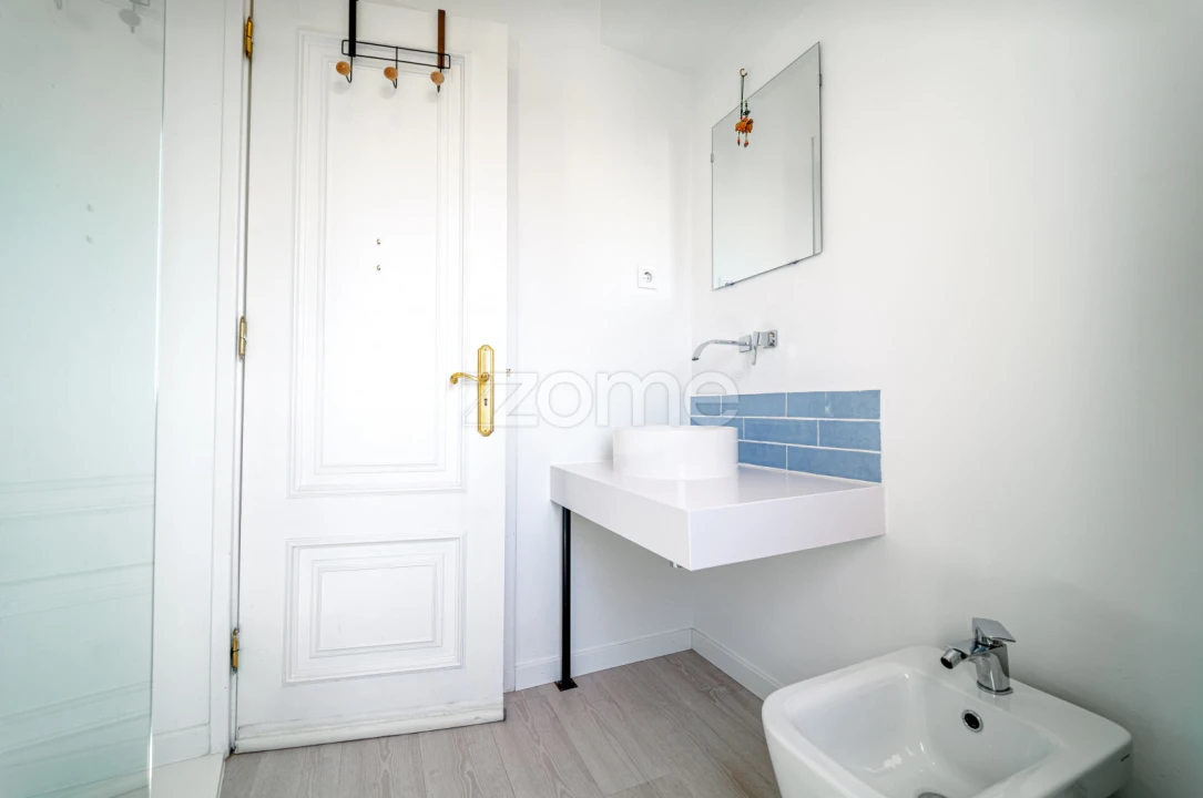 Apartamento T3 para Venda em Alfragide Foto 11