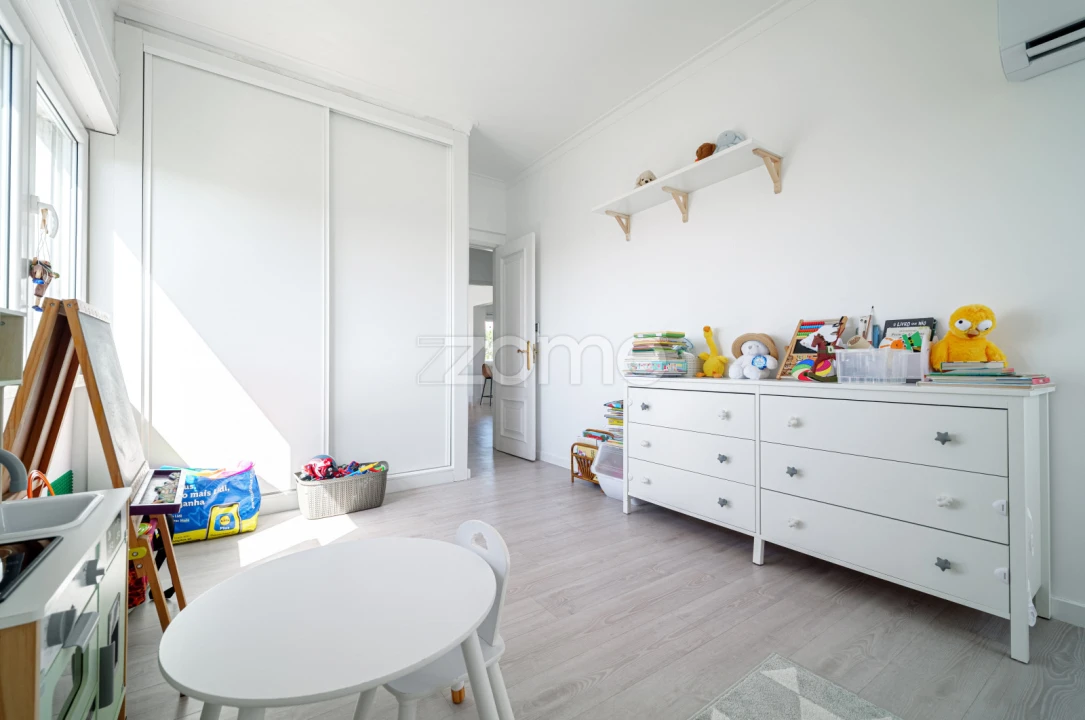 Apartamento T3 para Venda em Alfragide Foto 12