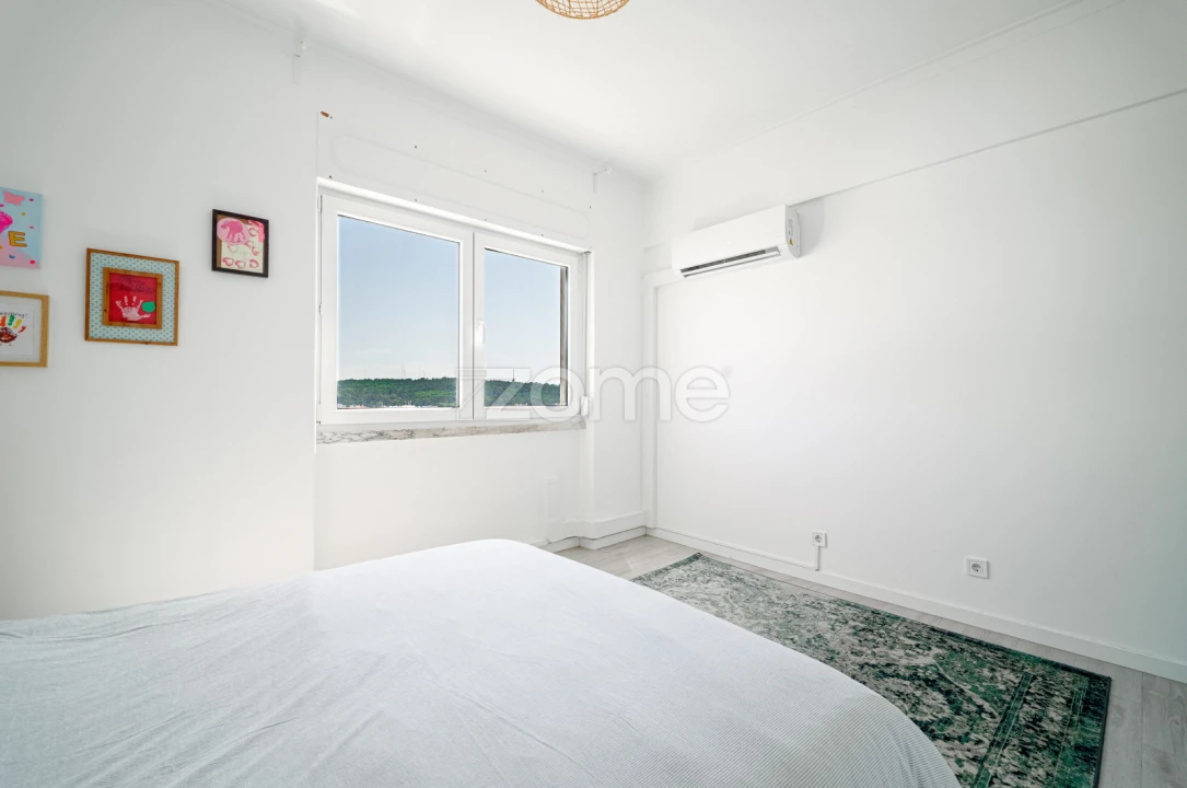 Apartamento T3 para Venda em Alfragide Foto 15