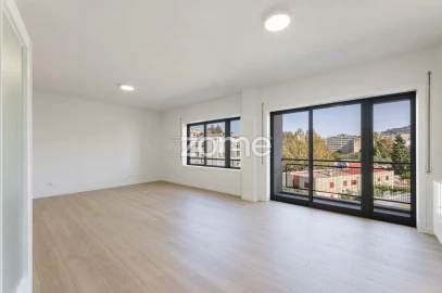 Apartamento T3 para Venda em São Vitor (Braga)