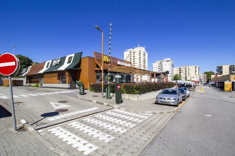 Apartamento T2 para Venda em Braga (Maximinos, Sé e Cividade) Foto 22