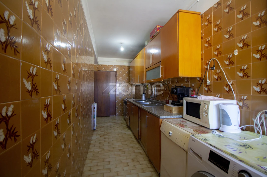Apartamento T2 para Venda em Braga (Maximinos, Sé e Cividade) Foto 12