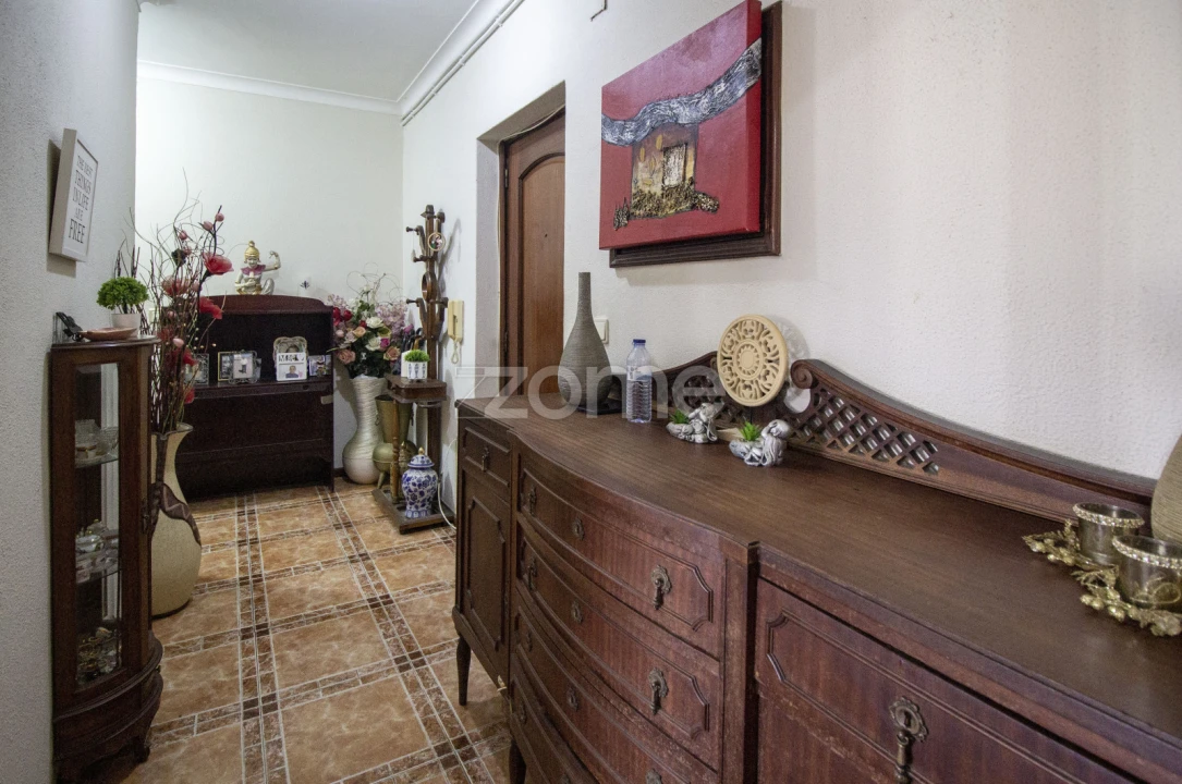 Apartamento T2 para Venda em Braga (Maximinos, Sé e Cividade) Foto 8