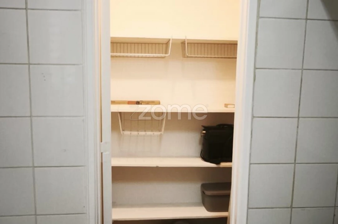 Apartamento T2 para Arrendamento em Lumiar Foto 5