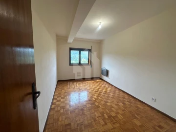 Apartamento T3 para Venda em Vidago, Arcossó, Selhariz, Vilarinho Paranheiras