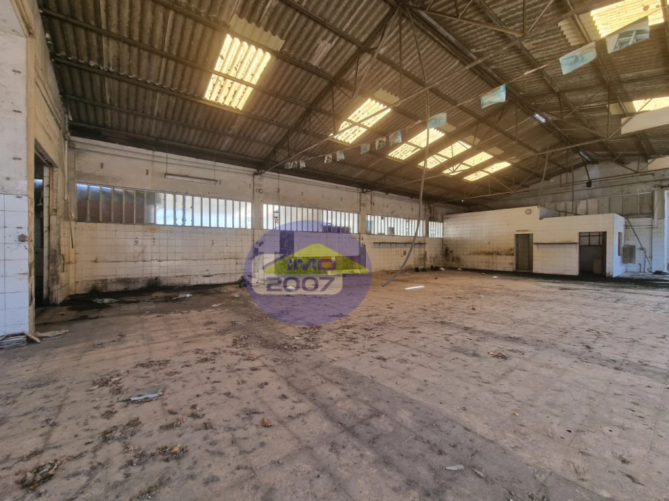 Armazém para Venda em Fiães Foto 8
