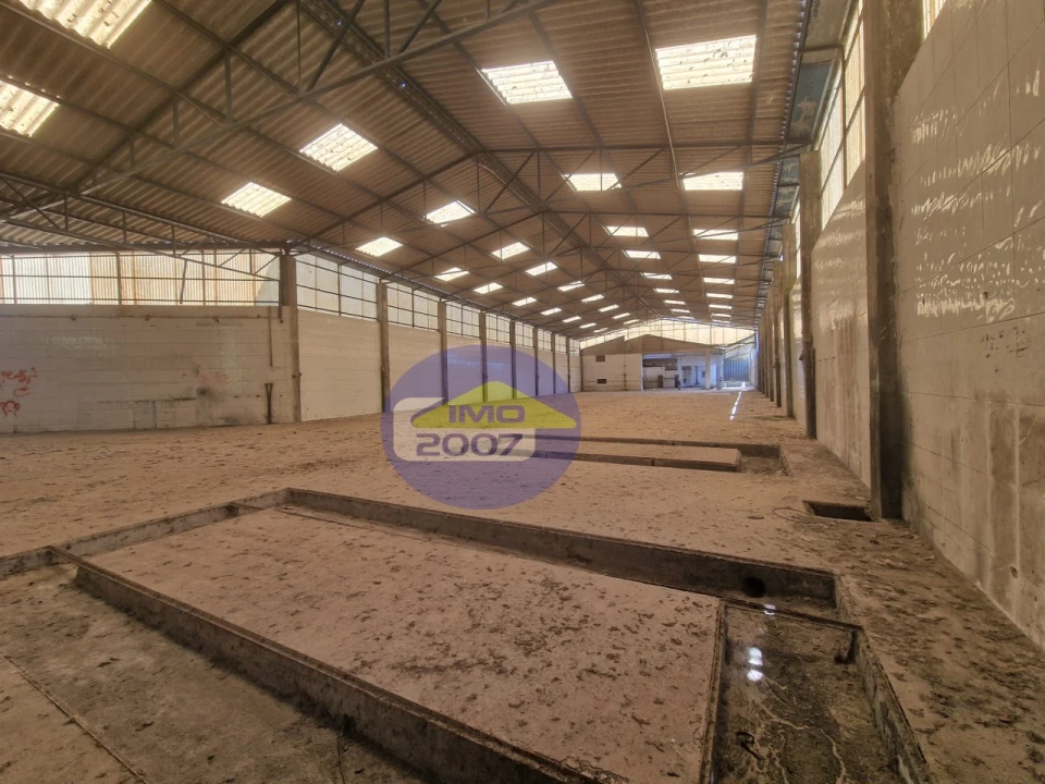 Armazém para Venda em Fiães Foto 10