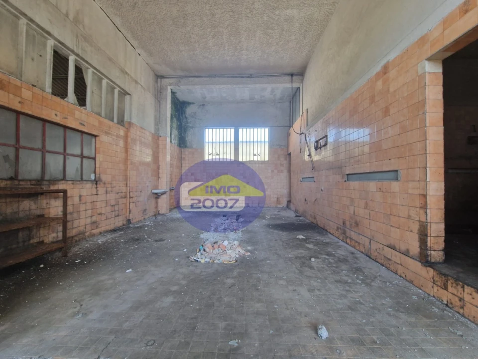 Armazém para Venda em Fiães Foto 17